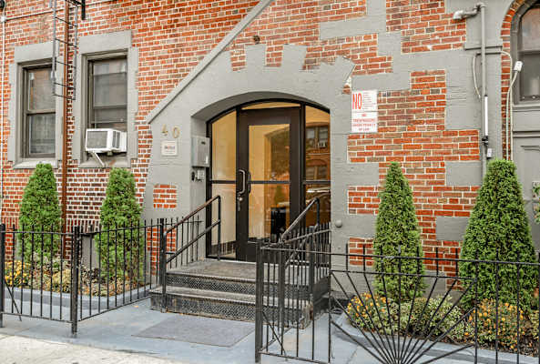 40 Linden Boulevard property